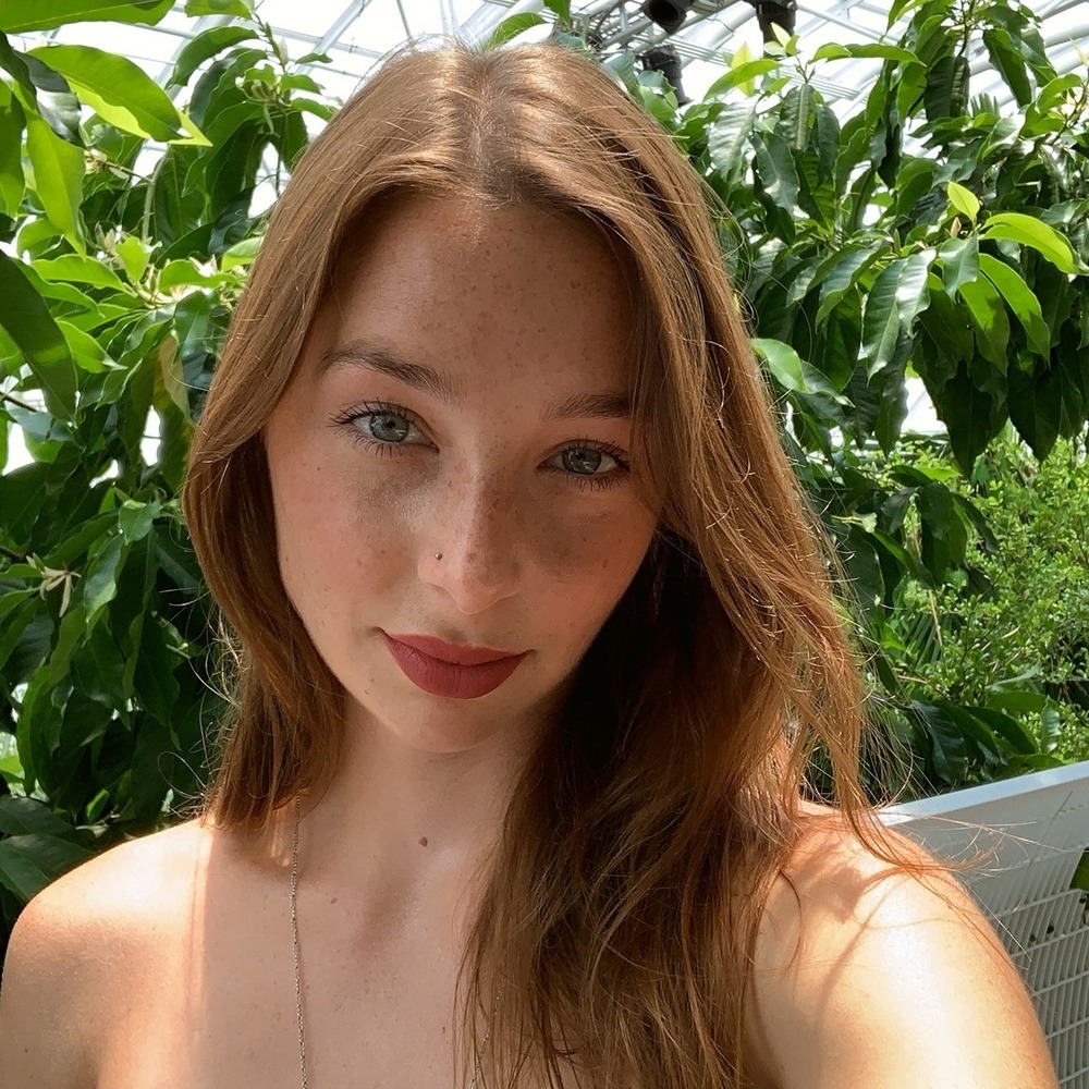 Meet your Posher, Emma